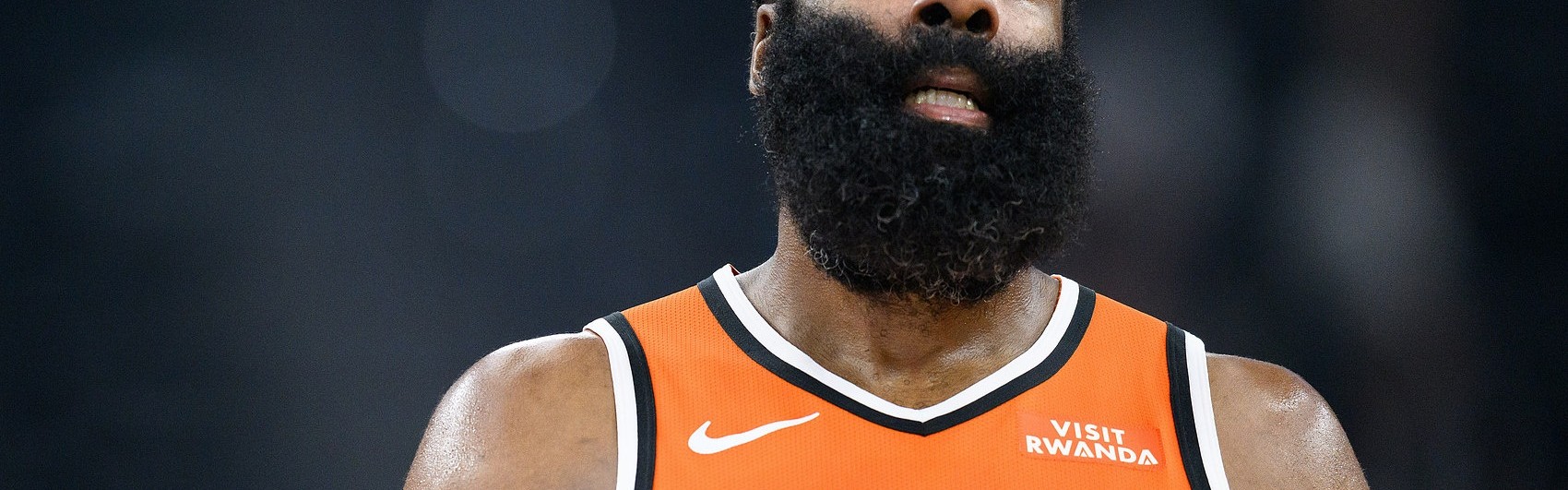 下半场能回暖吗？哈登上半场13中3&amp;三分8中1 仅得10分4助攻