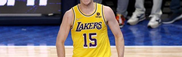 星空体育官网-吸取教训！湖人全力留下里夫斯 哈登欧文彻底无缘？