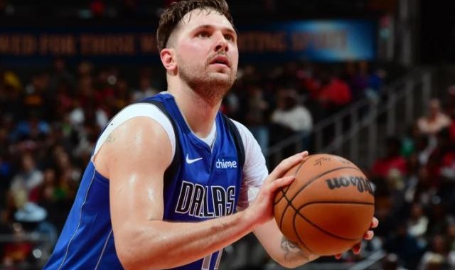 独行侠展现黑马潜质 东契奇弯道超车抢下MVP？