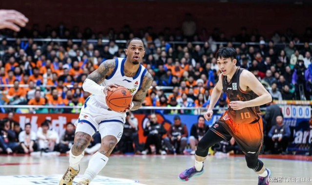 星空体育中国-CBA最新排名！差距仅1场，3队抢第1；山东冲前4，辽宁跌出季后赛